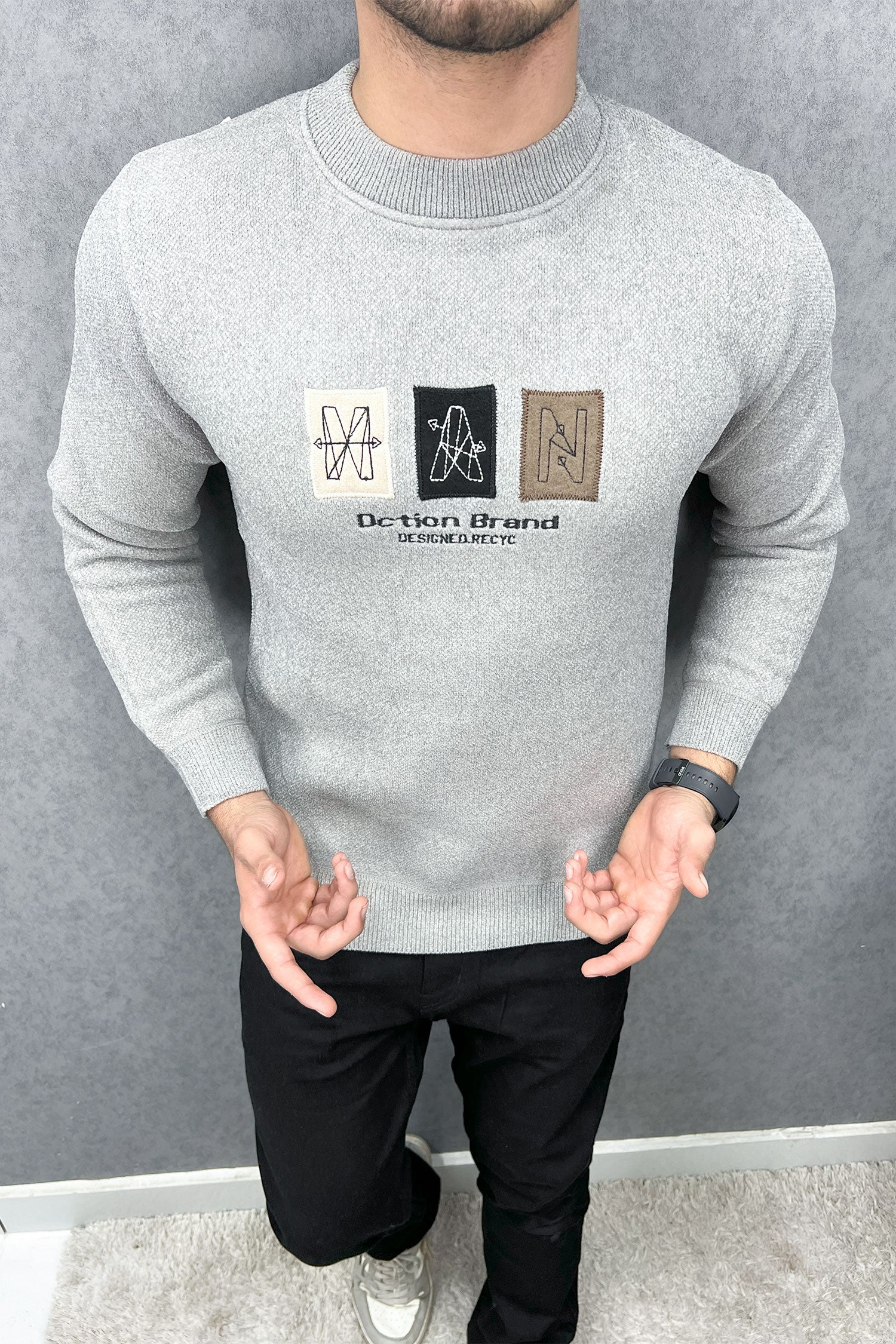 Embriodered Slogan Round Neck Imported Men's Sweatshirt