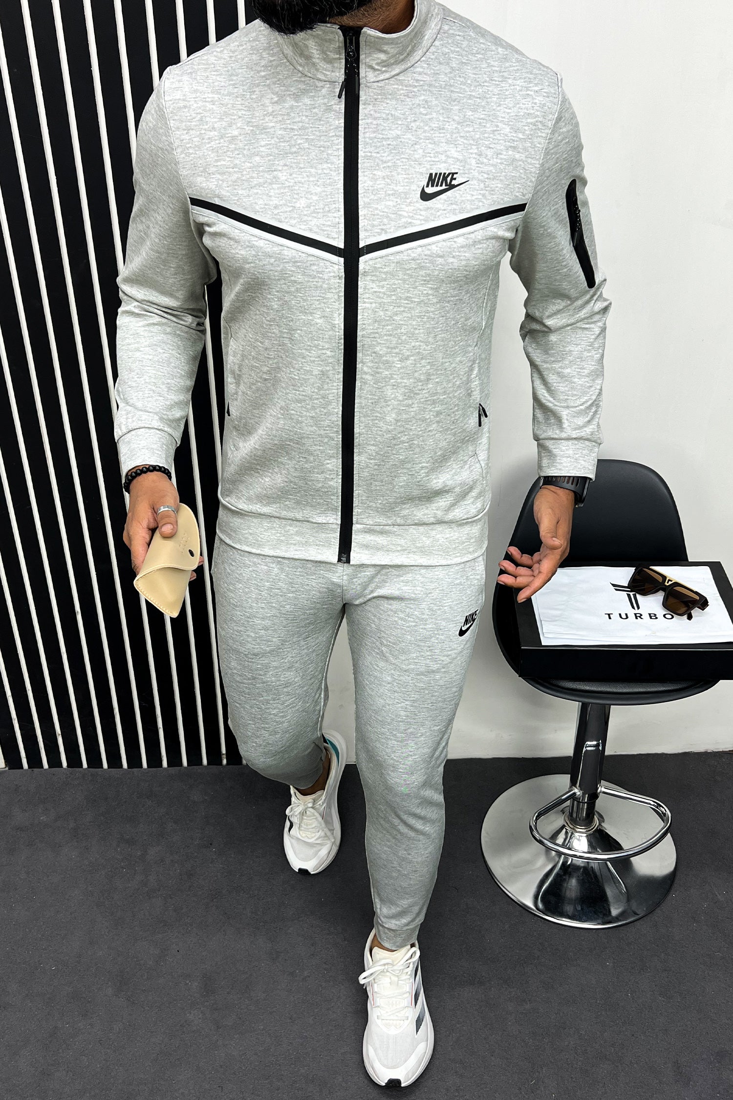 Nke V Stripe Sportswear Men Zipper Tracksuit