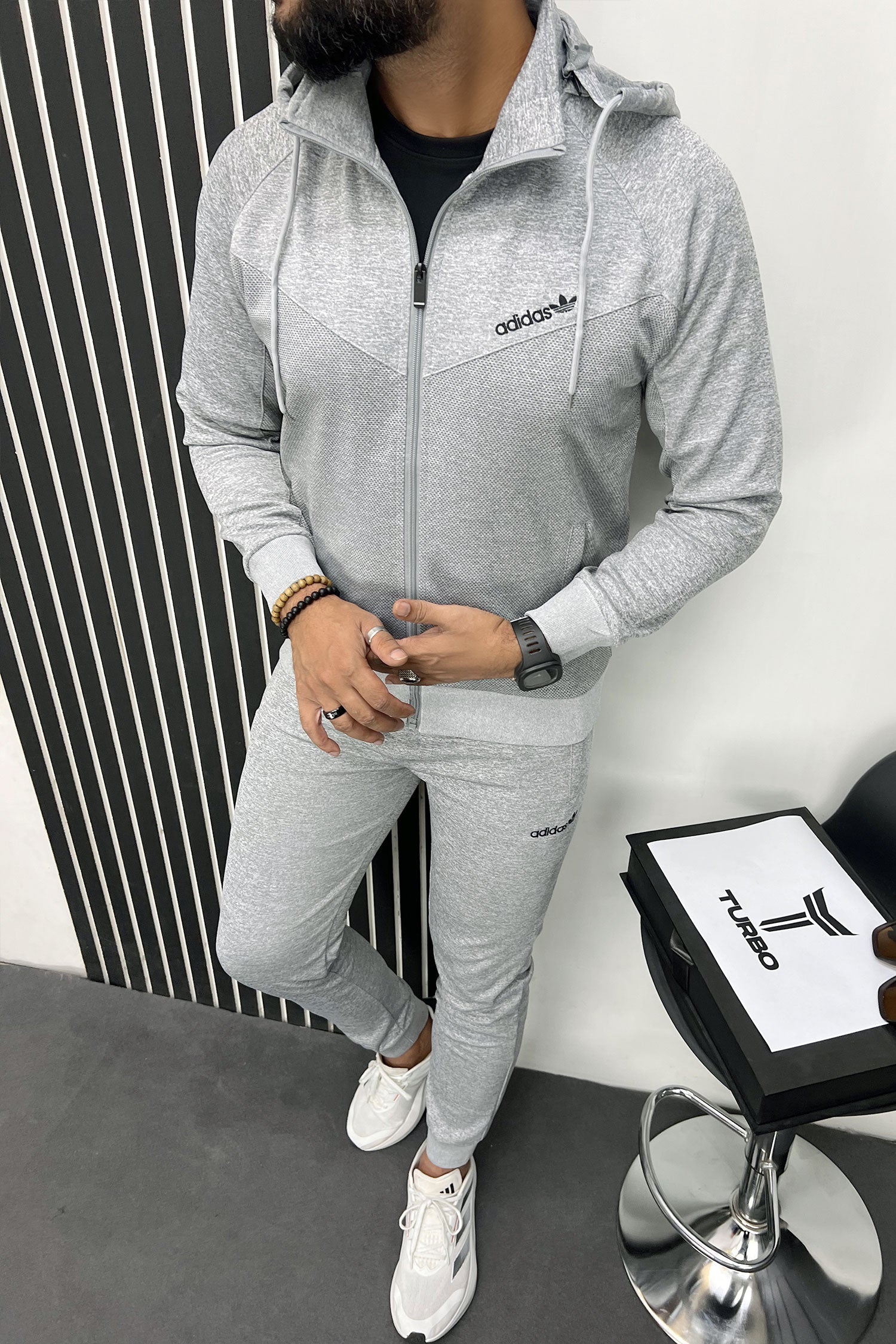 Adds Diagonal V Sportswear Men Zipper Tracksuit