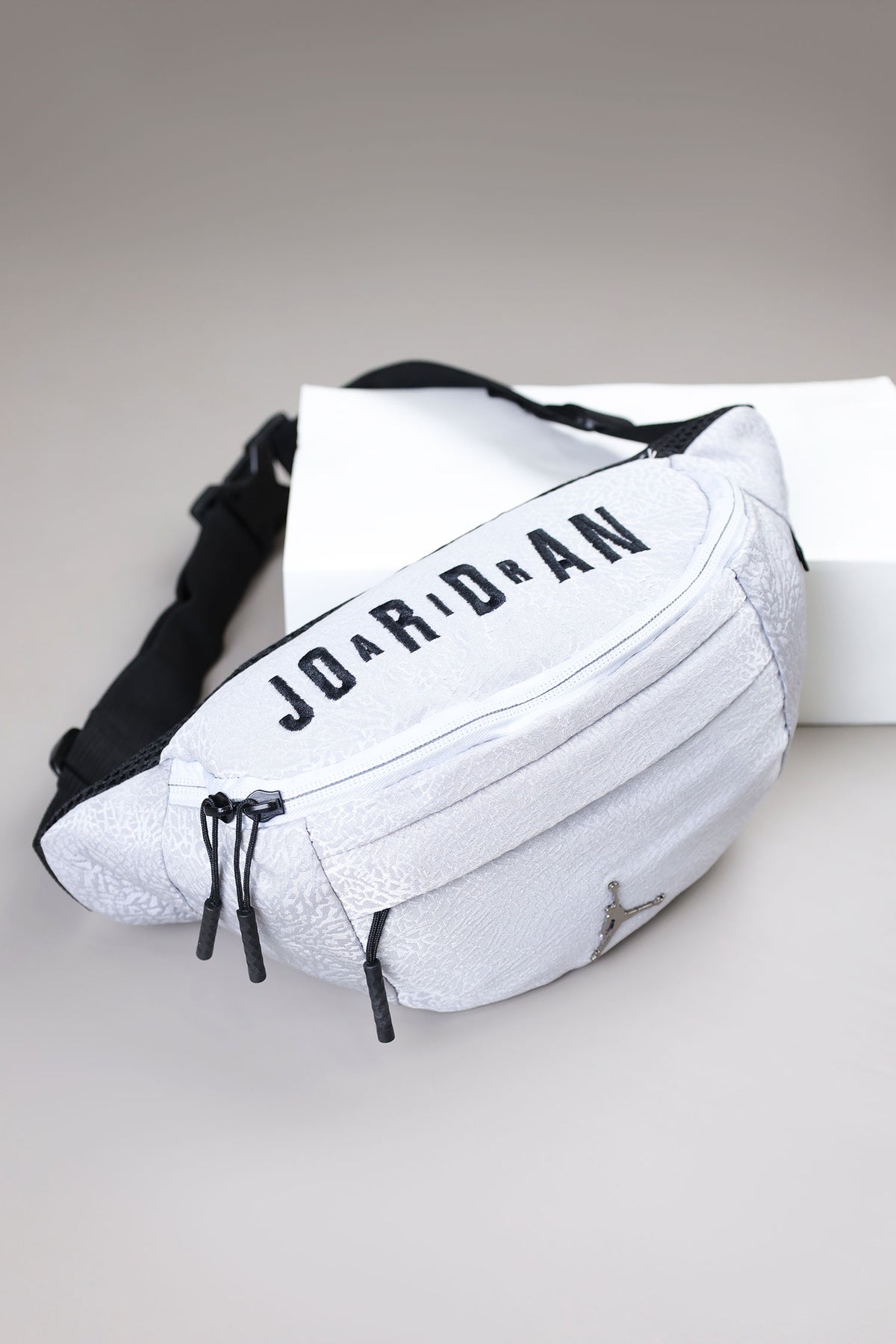 Jrdn Air Multi-Purpose Waist Bag | Silver