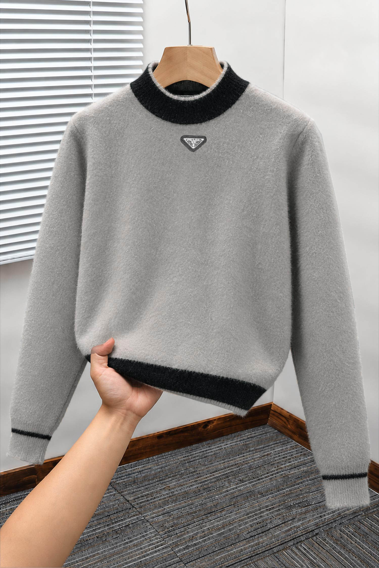 Prda Long Sleeve Pullover Imported Round Neck Rabbit Wool Men's Sweater In Stone Grey