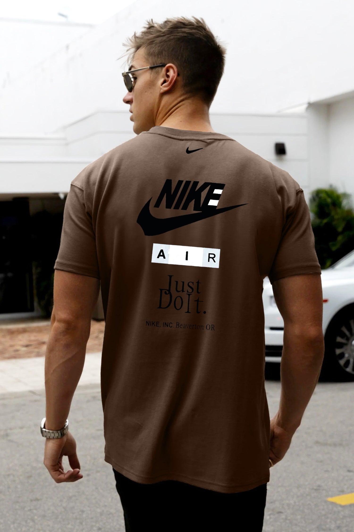Nke Stacked Graphic Logo Crew Neck Tee