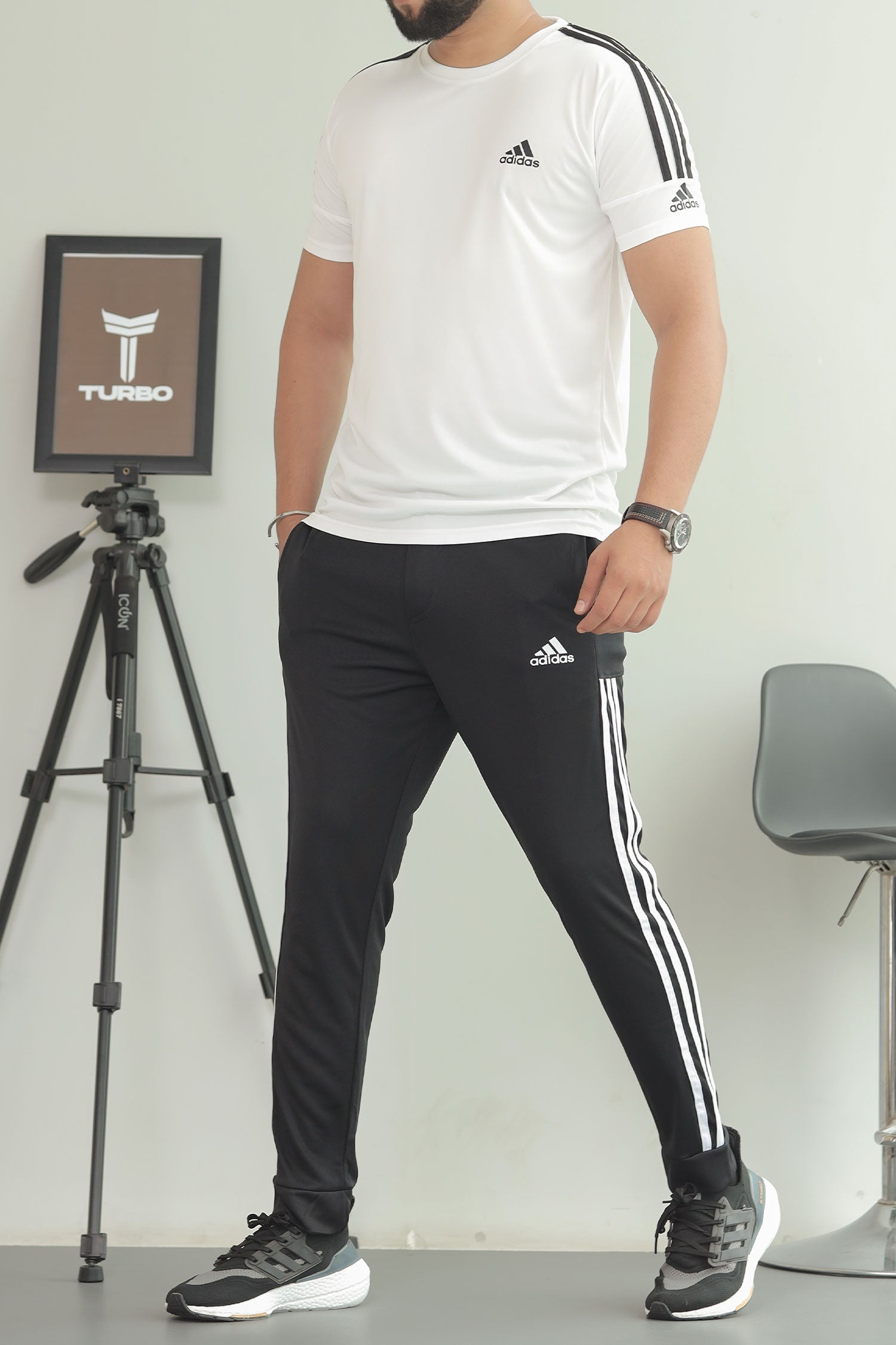 Adds Premium Tri-Line Quick-Dry Tracksuit