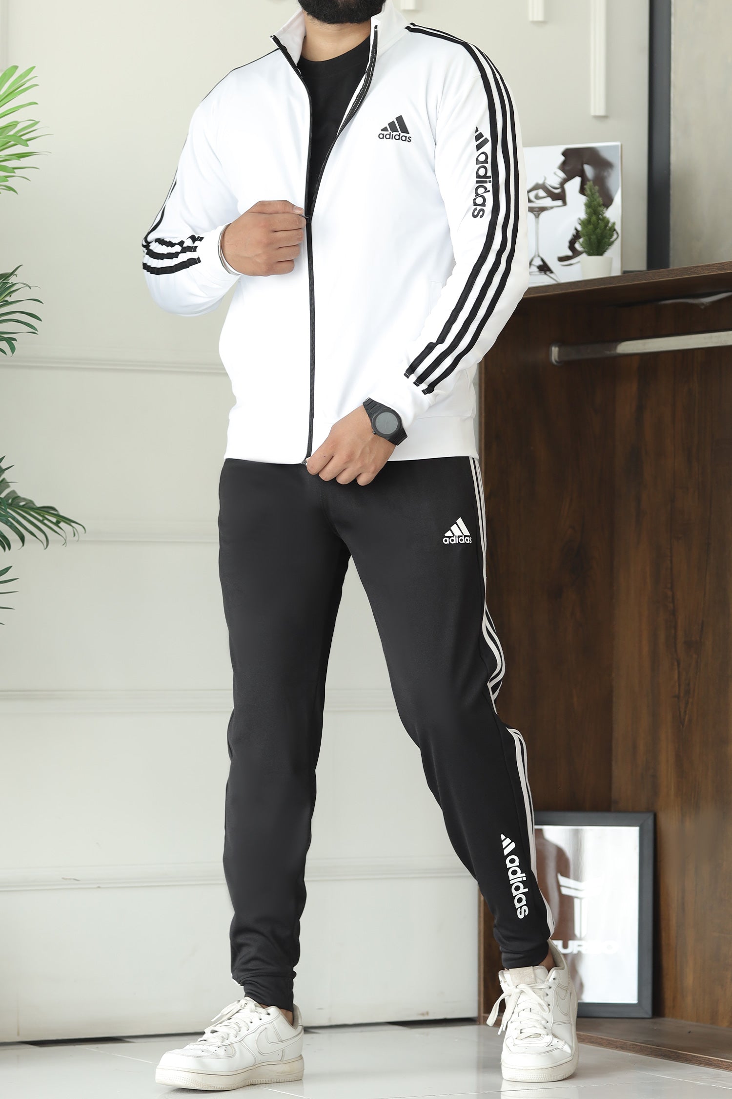 Adds 3 Stripes Signature Mock Neck Zipper Tracksuit