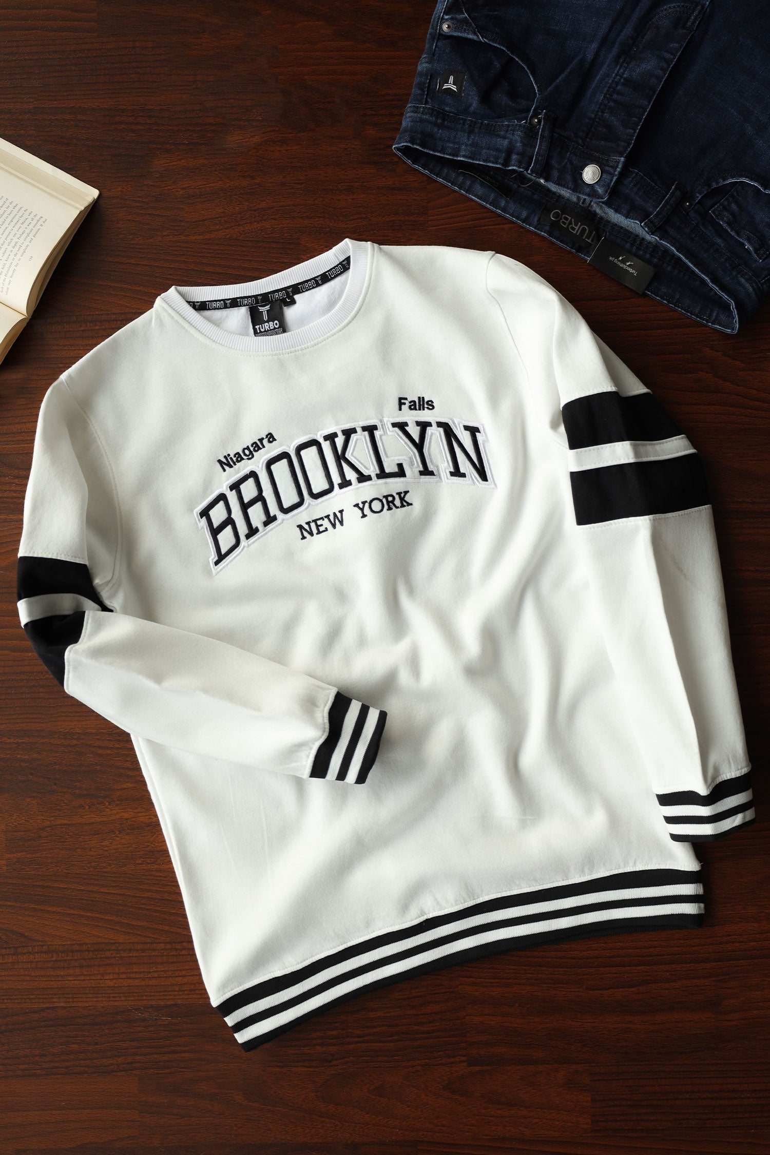 Broklyn NYC Letter Graphic Full Sleeves Men's Sweatshirt