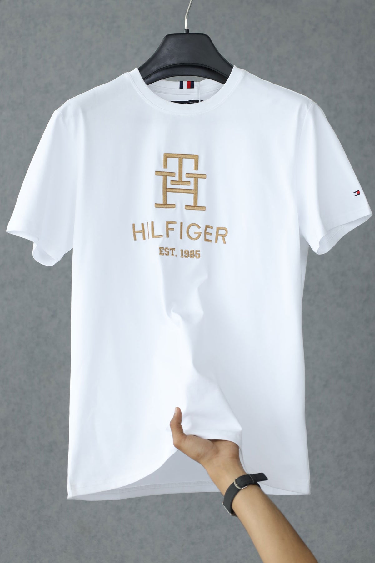 Tmy Hlfgr Icon Family Crest Imported Round Neck T-Shirt