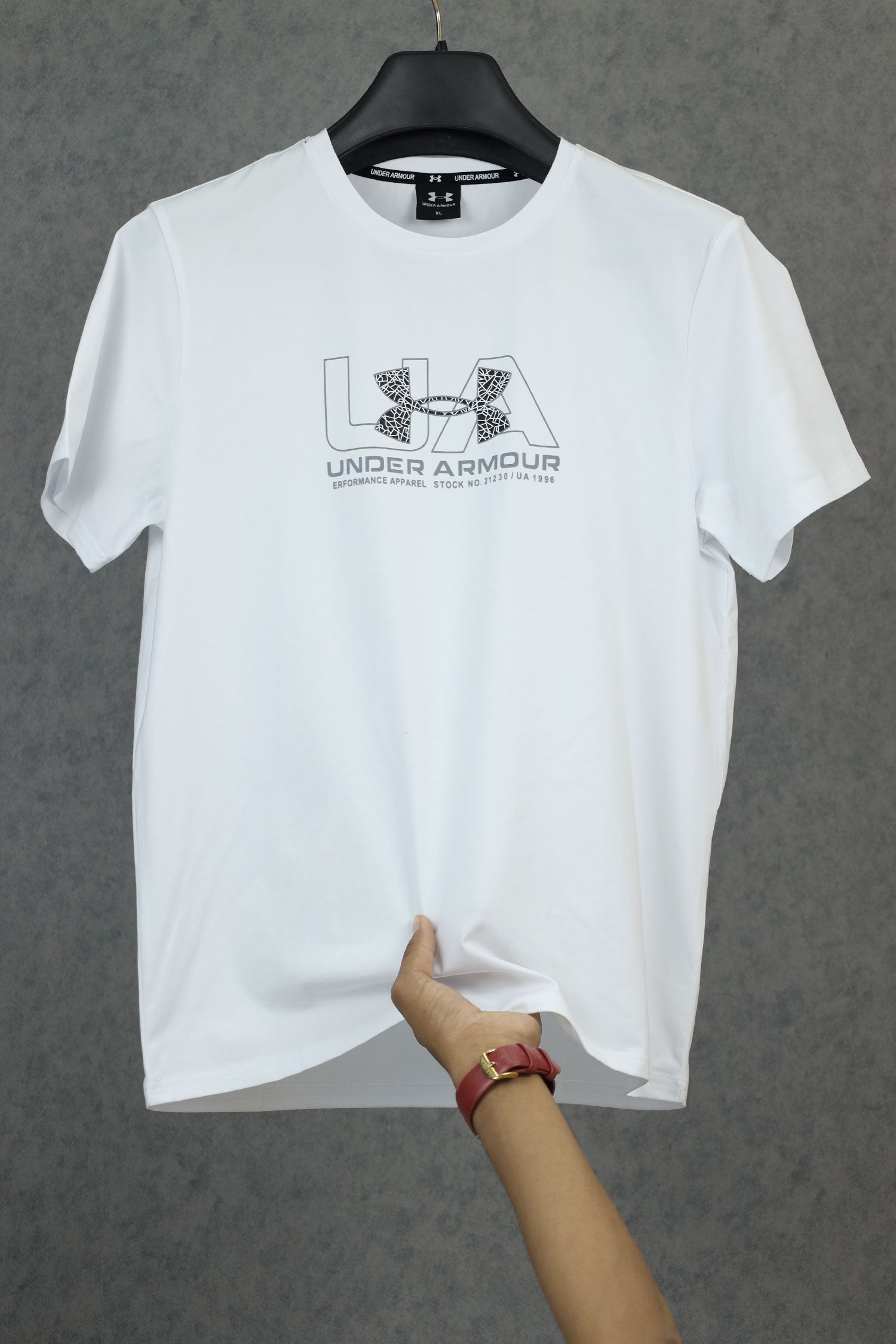 Undr Armr Short Sleeve Shirt Imported Round Neck T-Shirt