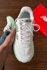 New Balnce Fresh Foam SE Sneakers In White