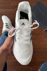 Adds Ultraboost 22 Sneakers In White