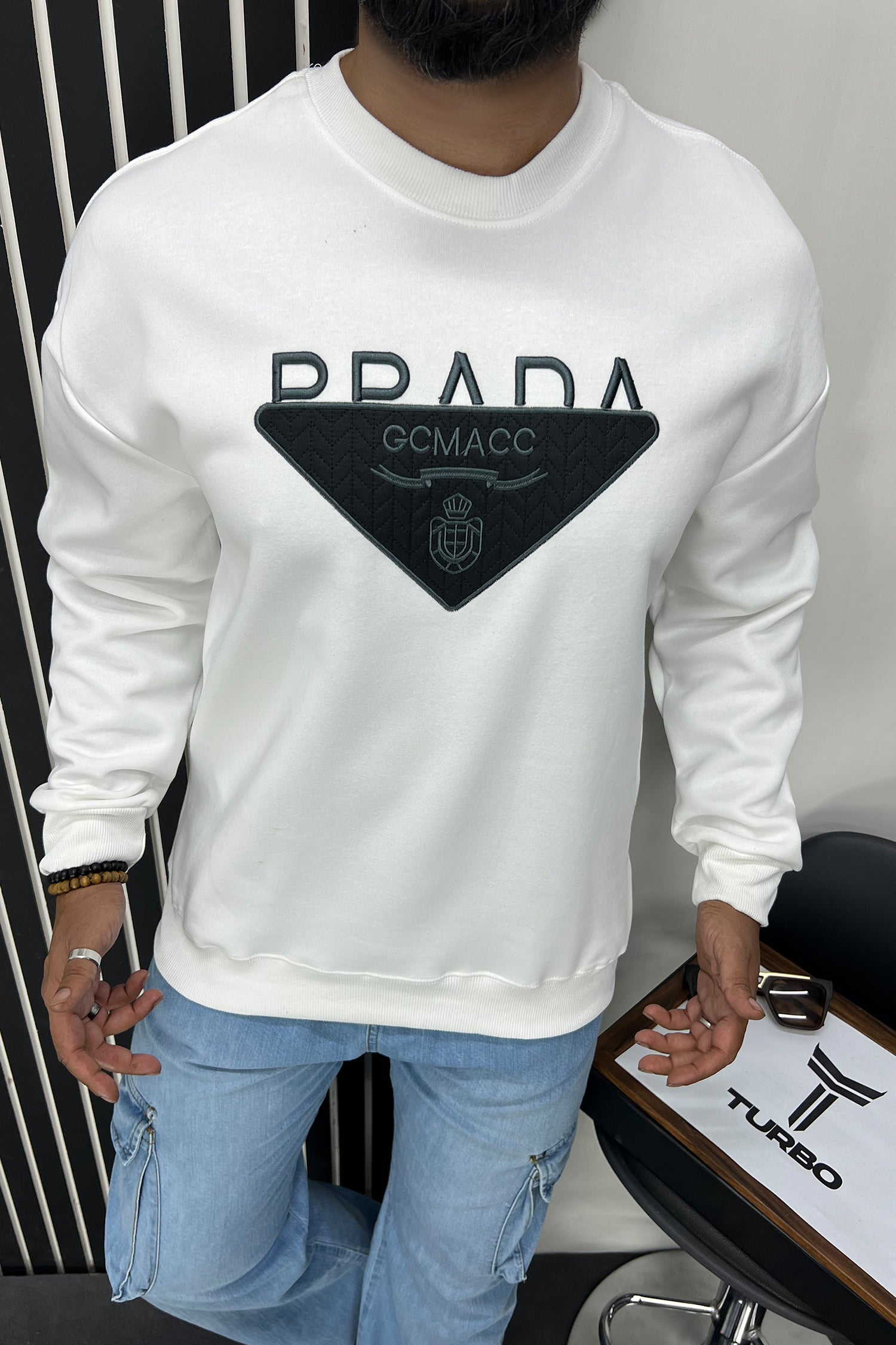 Embriodered Logo Full Sleeves Men's Sweatshirt