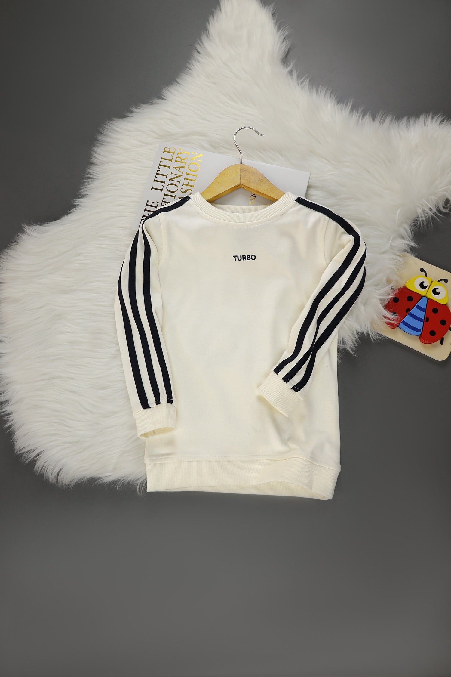 Turbo (The Energy 08) Round Neck Unisex Kids SweatShirt