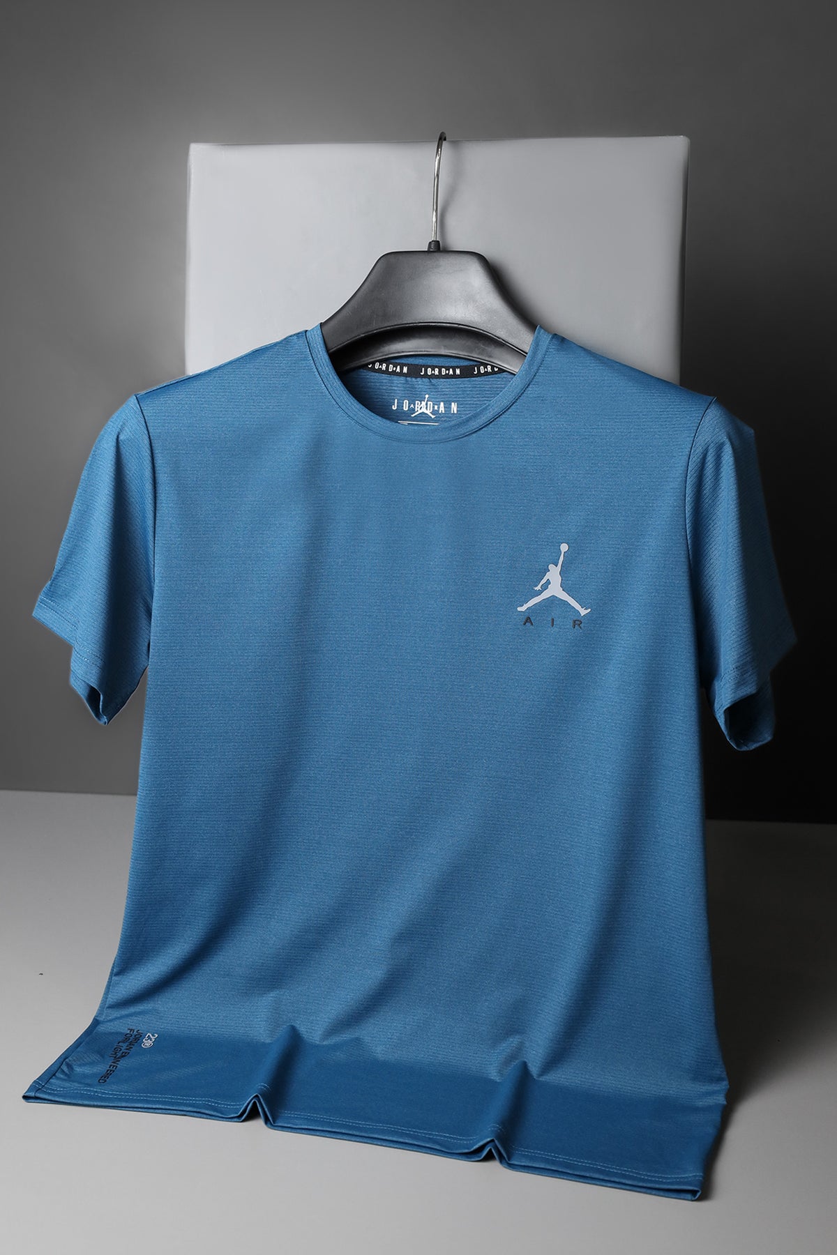 Jrdn Air 3D Jumpman Dry-Fit Tee In Zink