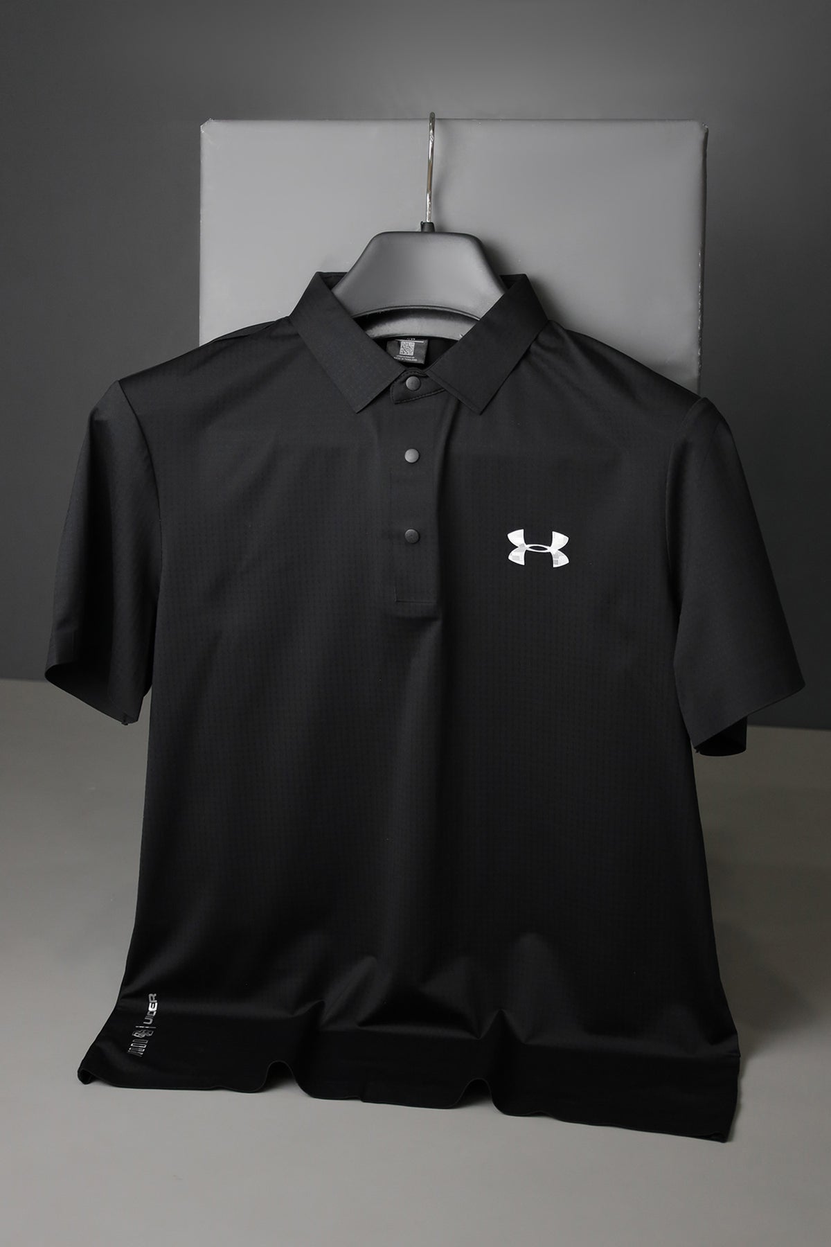 Undr Armr AeroFit Athletic Dry-Fit Polo Shirt