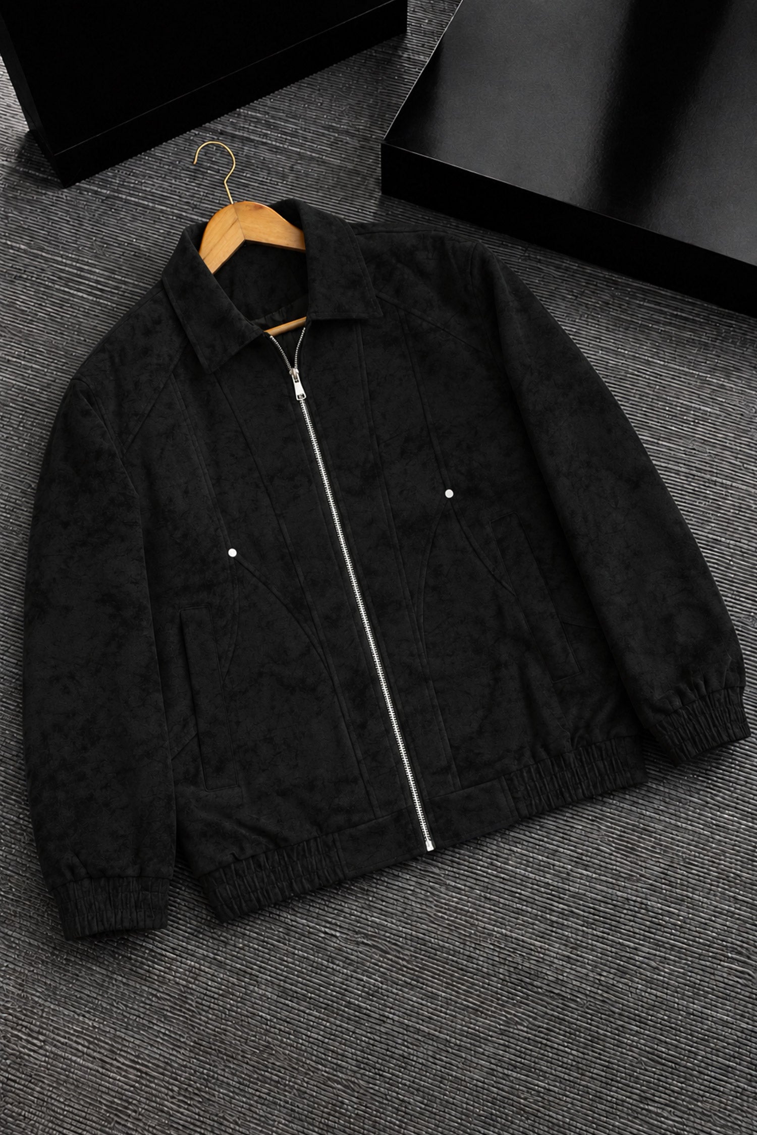 Men's Relaxed Fit Suede Leather Jacket In Black