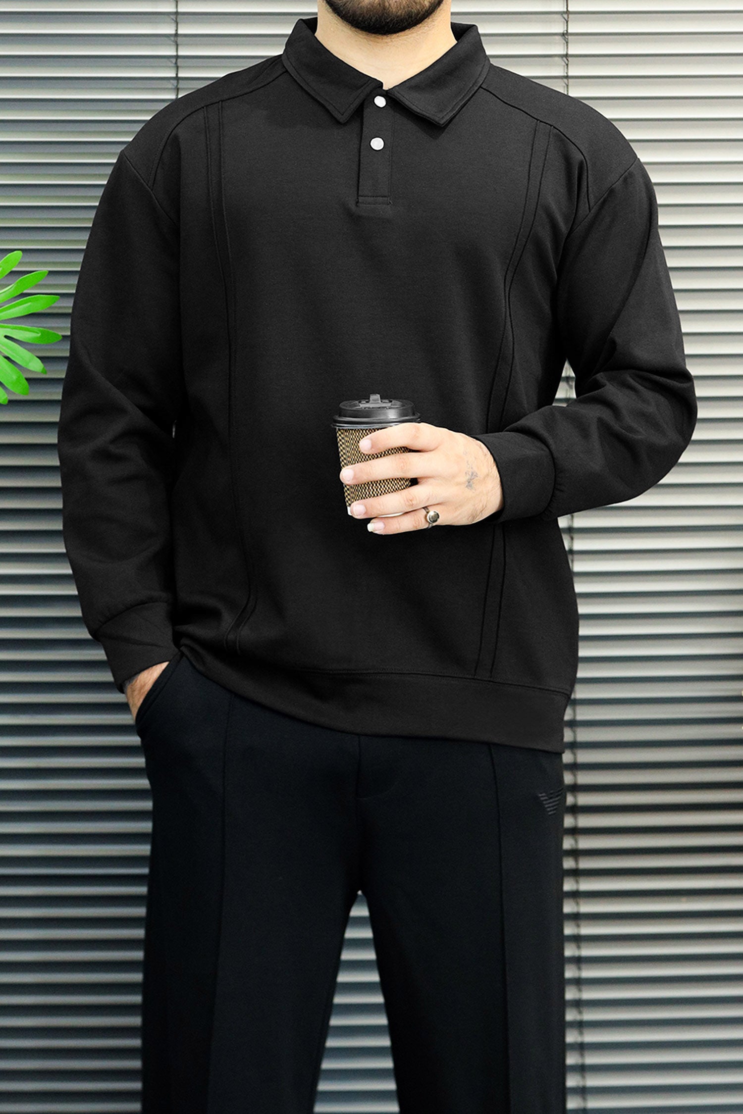 Turbo Athleisure Collared Style Imported Men's Sweatshirt In Black