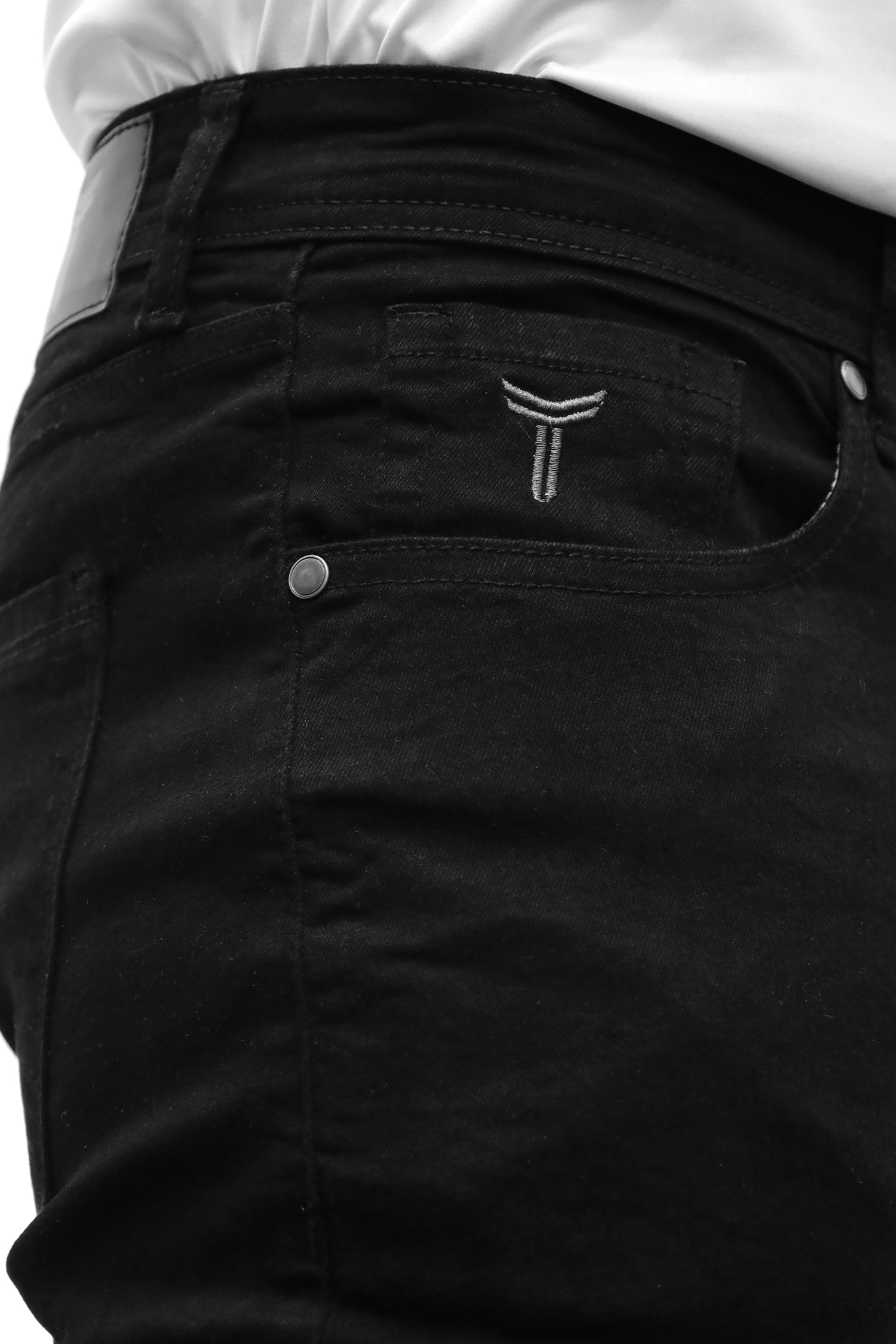 Plain Turbo Slim Fit Jeans In Black