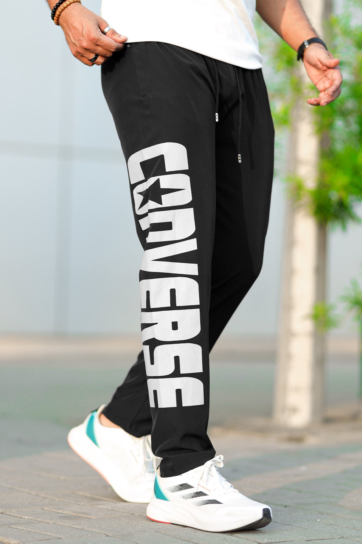 Cnvrse Typography SlimFit Sportswear Trouser