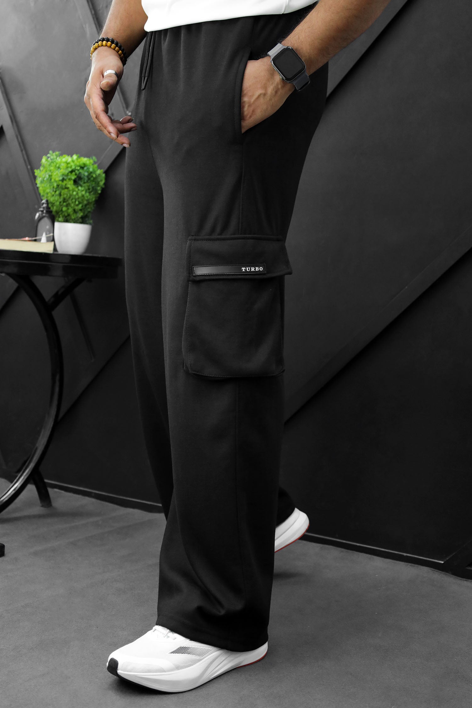 Turbo 6 Flap Pockets Concept Imp Cotton Blend Cargo Trouser In Black