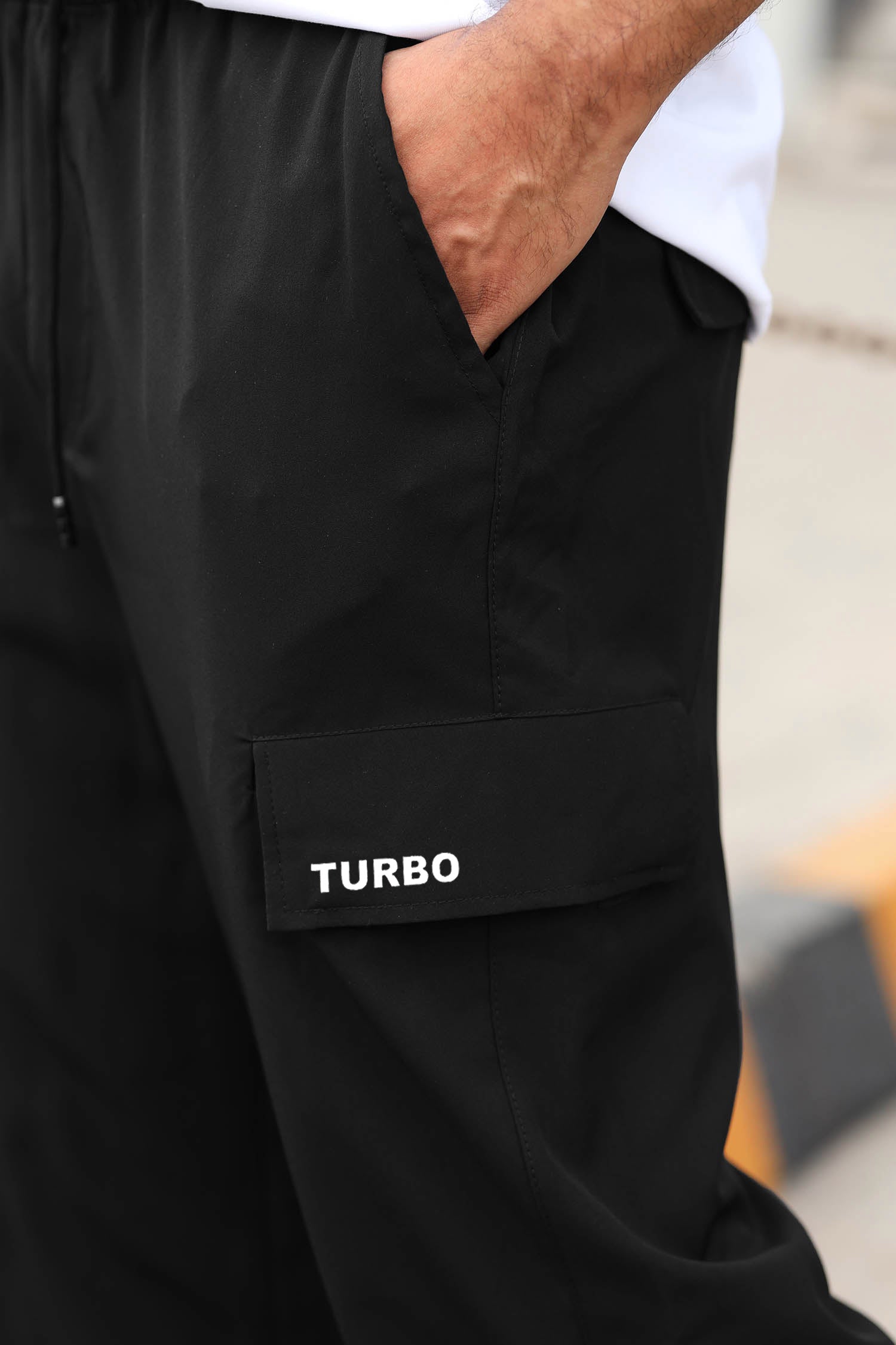 Turbo Typography Loose Bottom Cargo Trouser