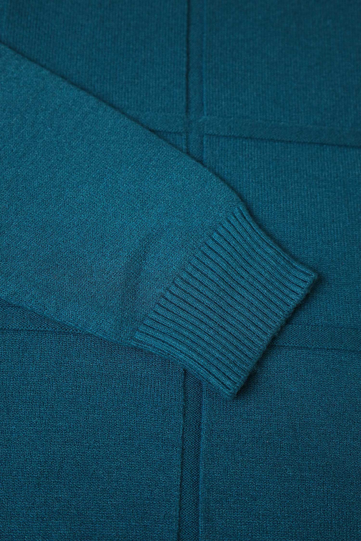 Trionn Korean Crew-Neck Imported Men's Sweater