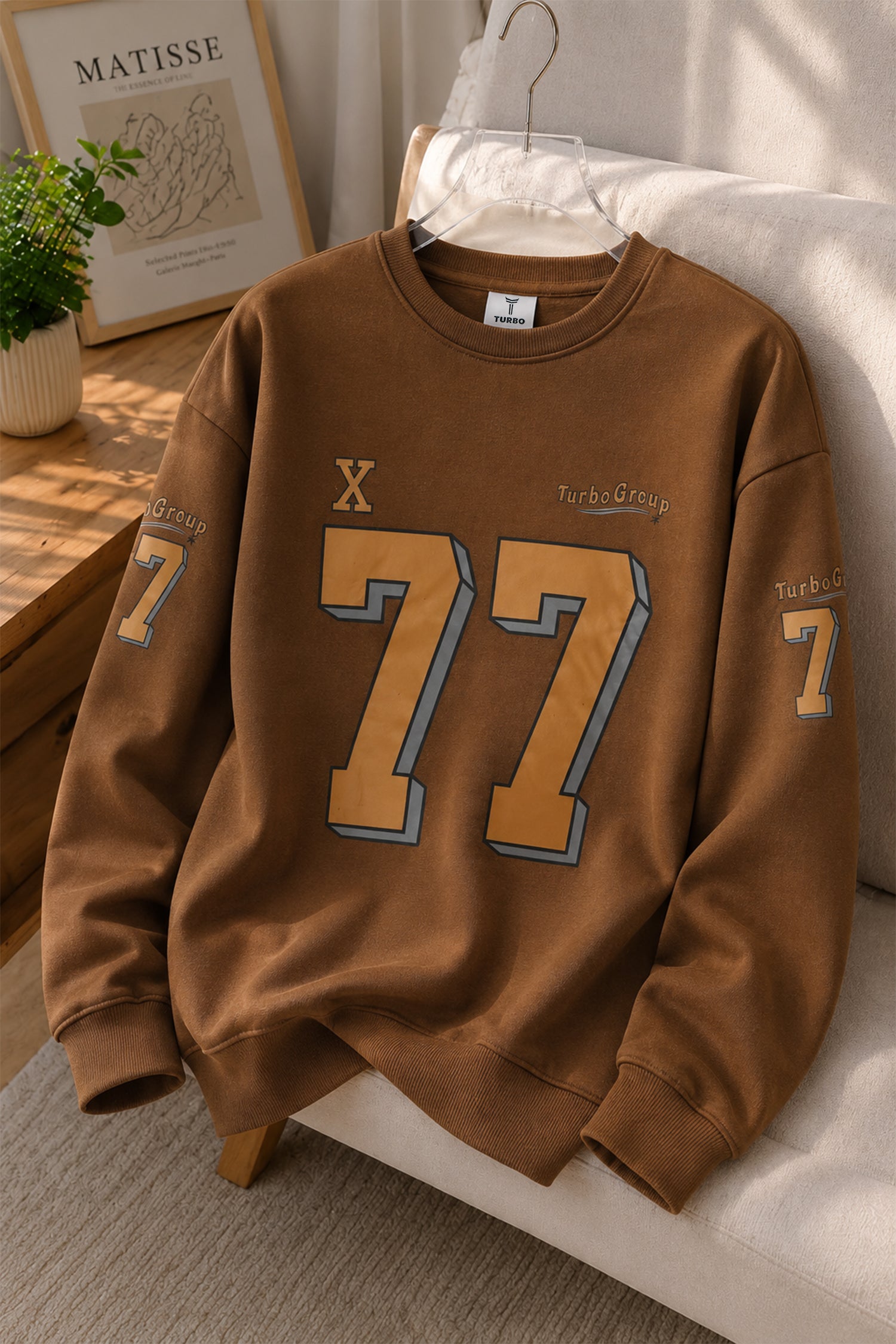 Turbo "77" Graphic Oversize Round Neck Men's Sweatshirt In Brown