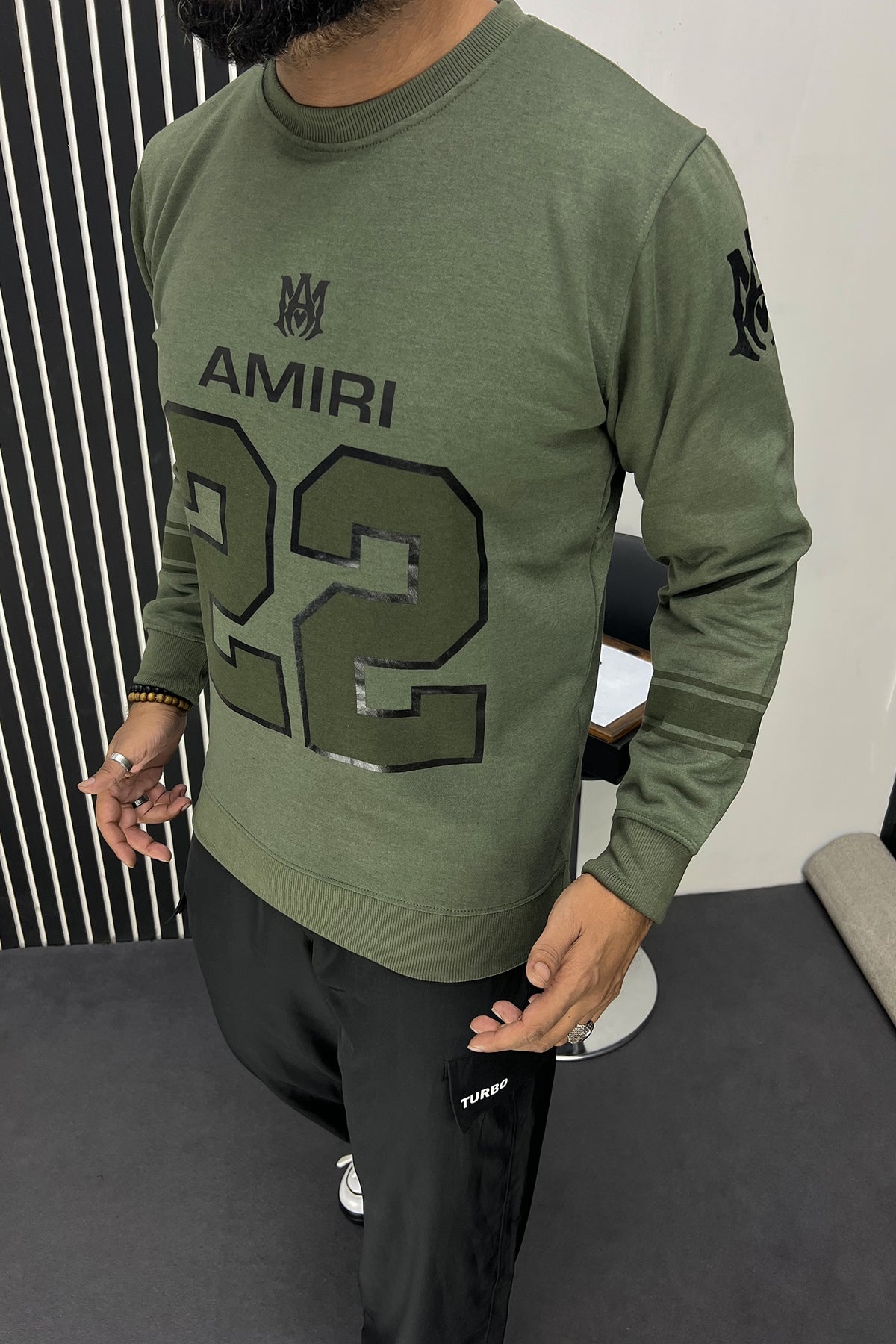 Amri 22 Signature Crew Neck Full Sleeves Men's Sweatshirt In Camo Green