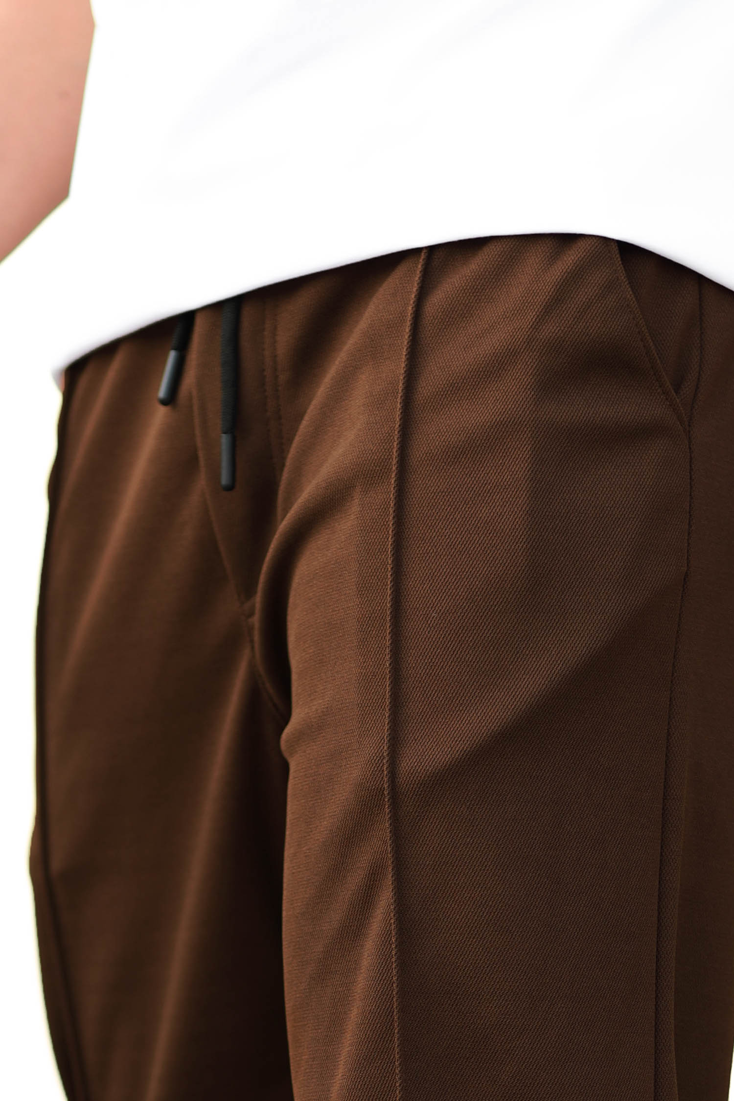 Plain Stripe Line Loose Bottom Trouser In Camel