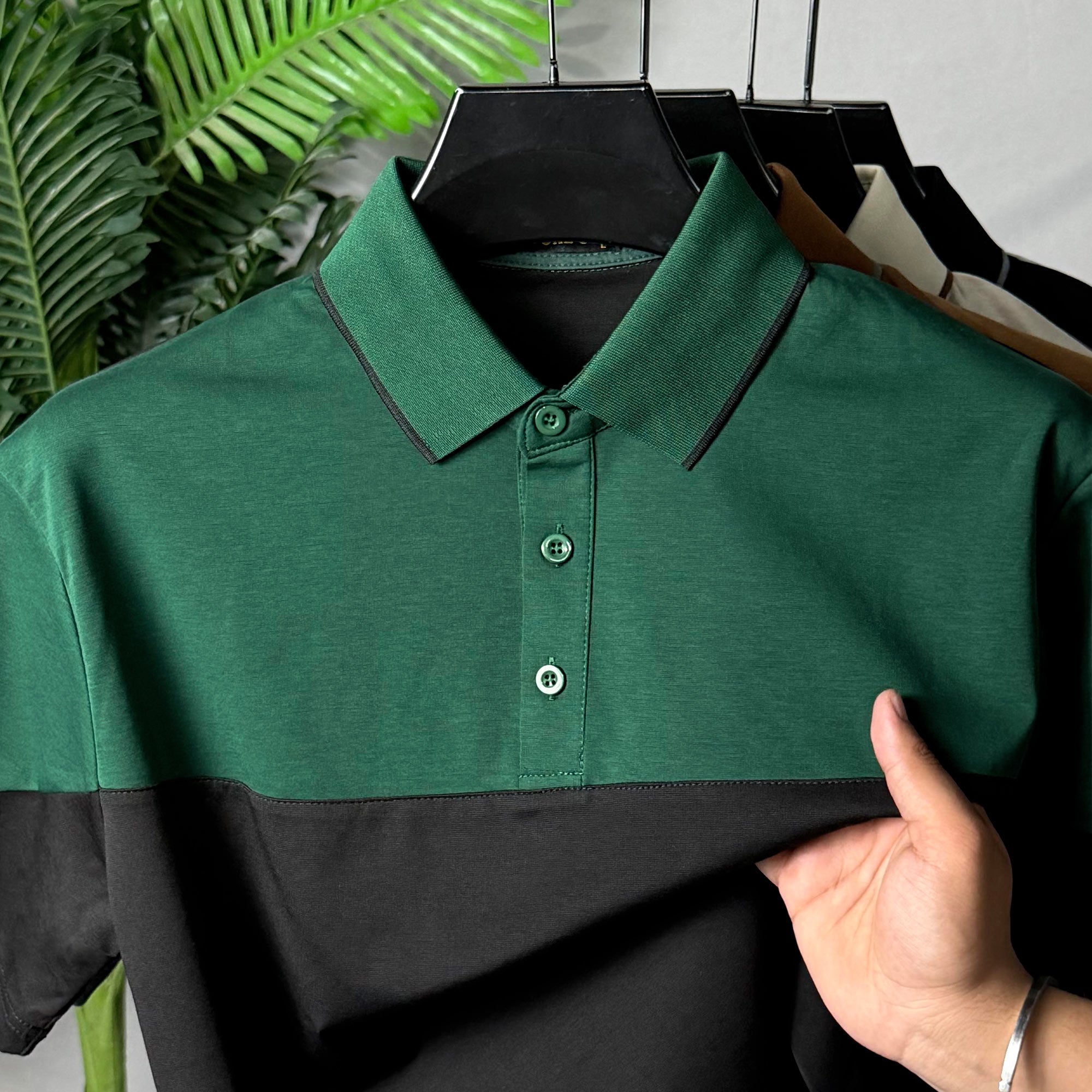 Turbo Color-Blocked Panel Style Men's Polo T-Shirt