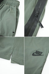 Nke Sportswear Standard Fit Shorts In Light Green