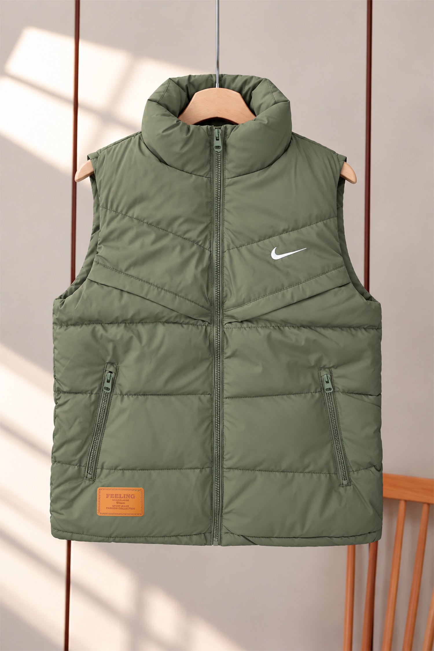 Nke Wind-Runner Imported Puffer Men's Gilet In Light Olive