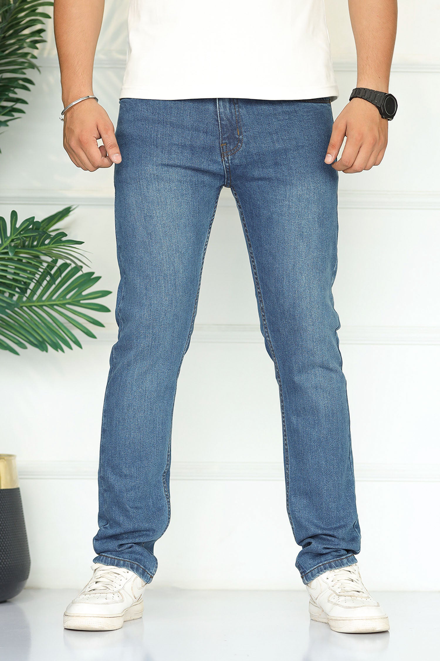 Turbo 'Skinny' Solid Light washed Slim-Fit Jeans In Mid Blue