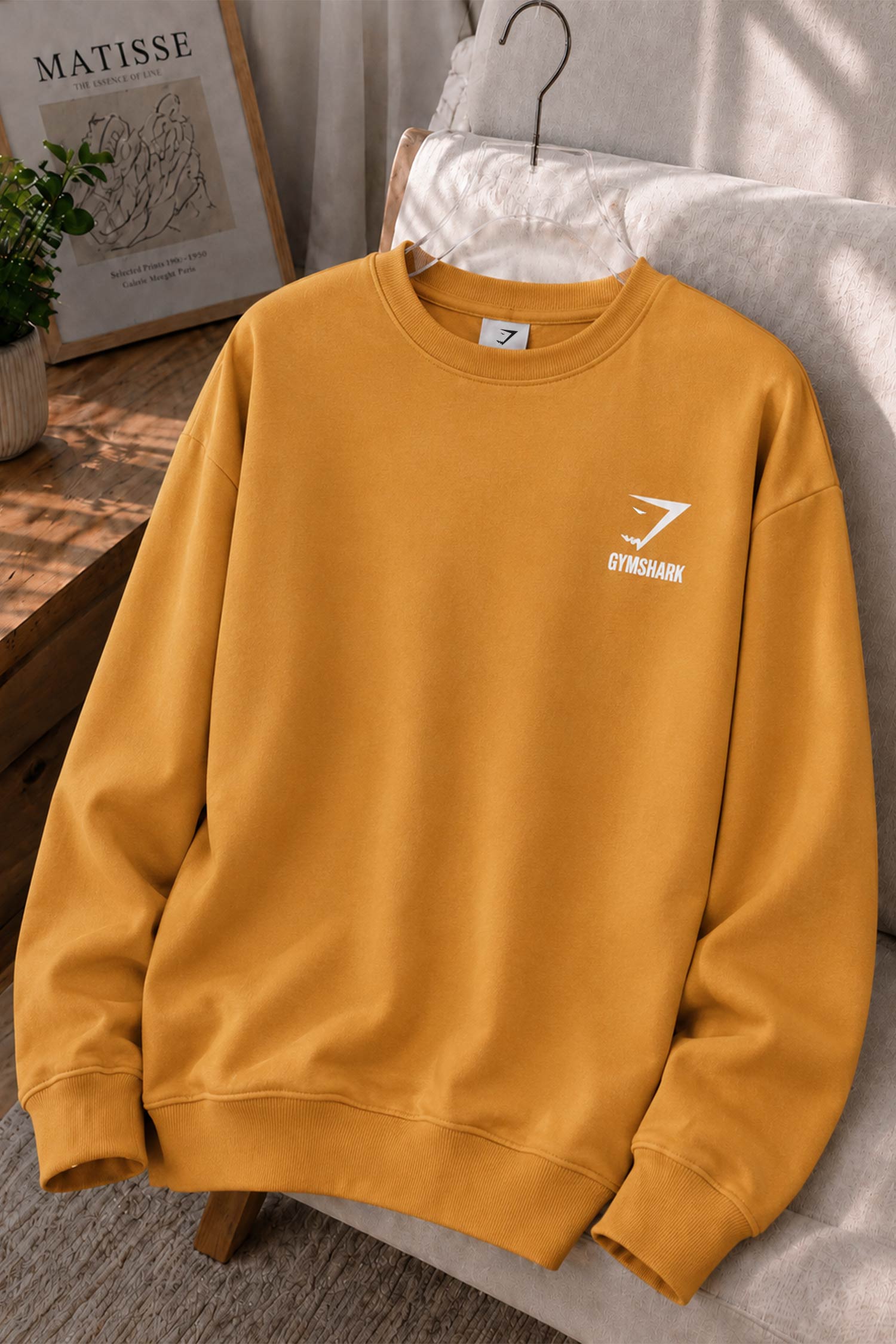 Gym Shrk Legacy Round Neck Men's Sweatshirt In Mustard