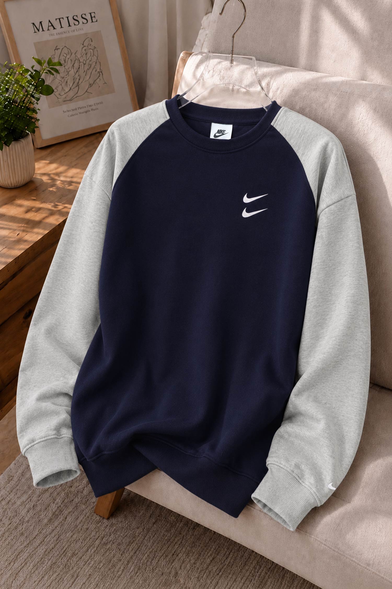 Nke Elite-Core Round Neck Men's Sweatshirt In Navy Blue