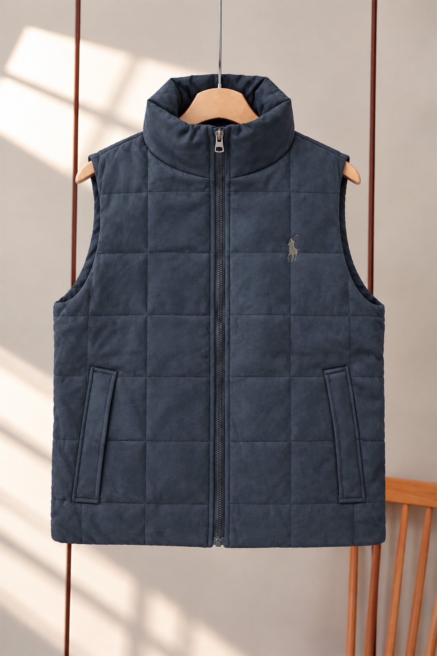 Polo Grid-Quilted Imported Suede Men's Gilet In Navy Blue