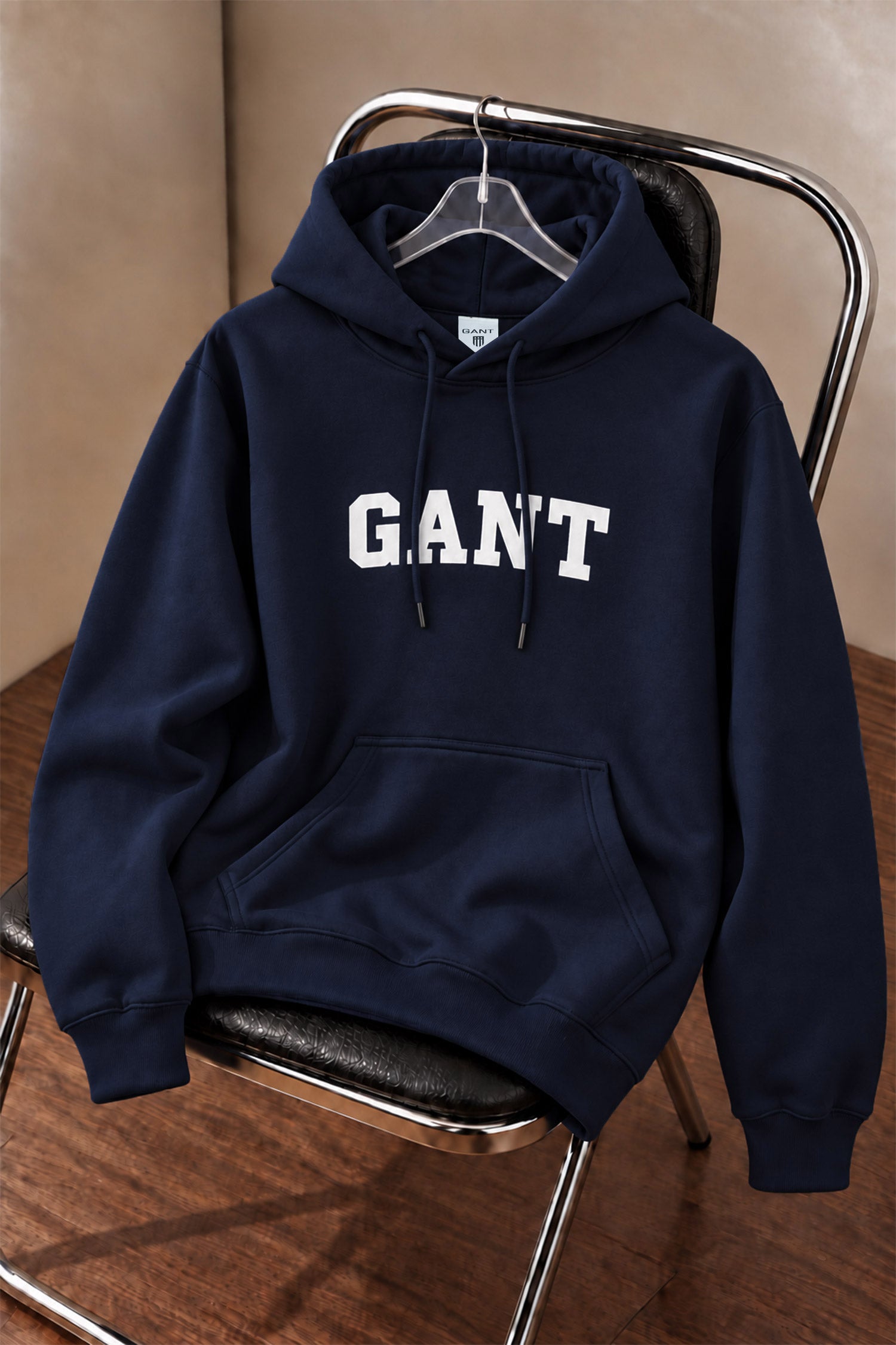 Gnt Regular Shield Men's Hoodie In Dark Navy