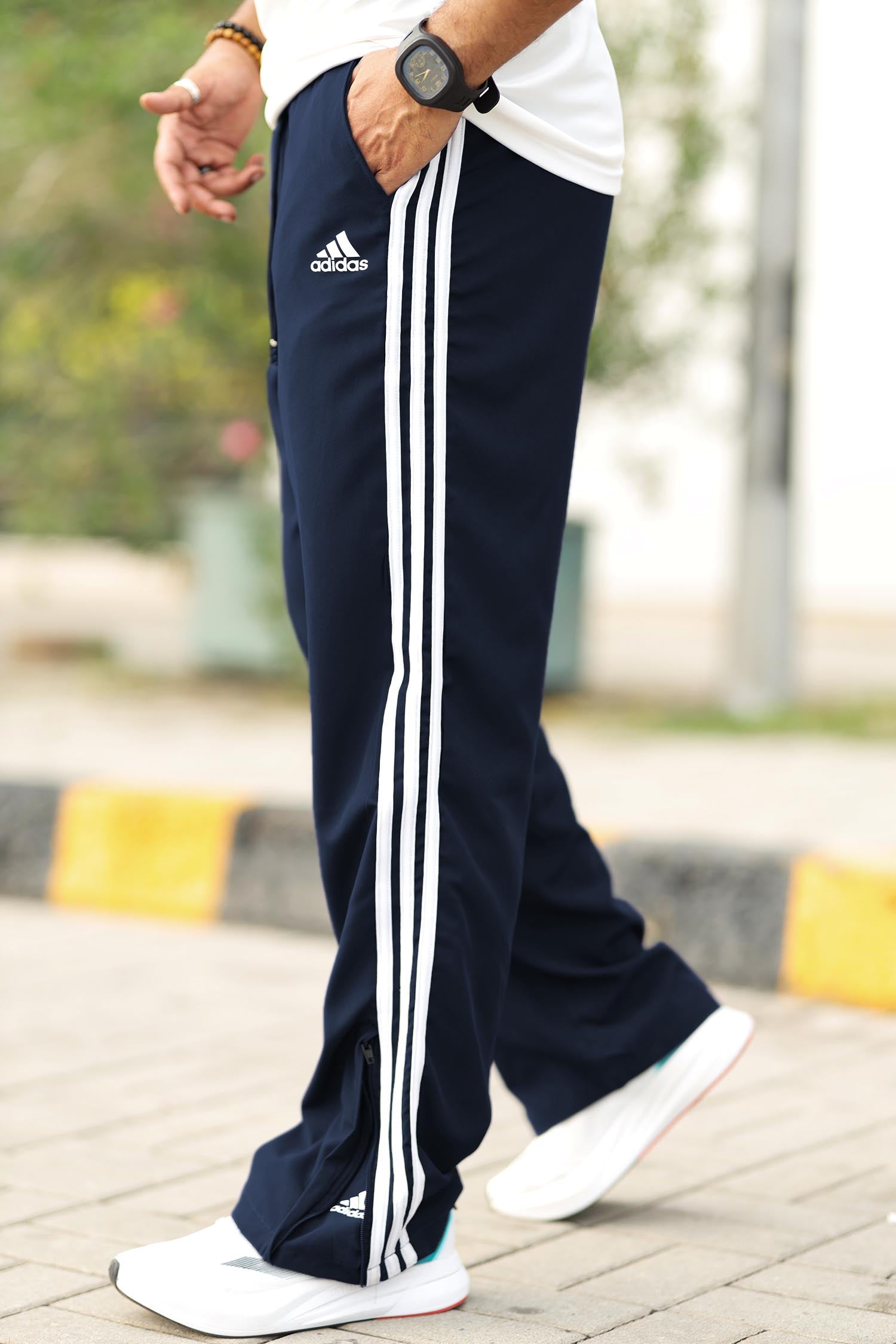 Adds Loose Bottom Zip Style Imported Sportswear Trouser