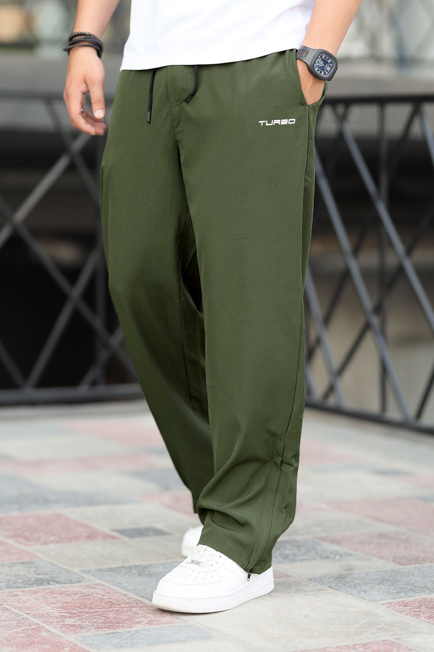 Turbo Loose Bottom Zip Style Imported Sportswear Trouser
