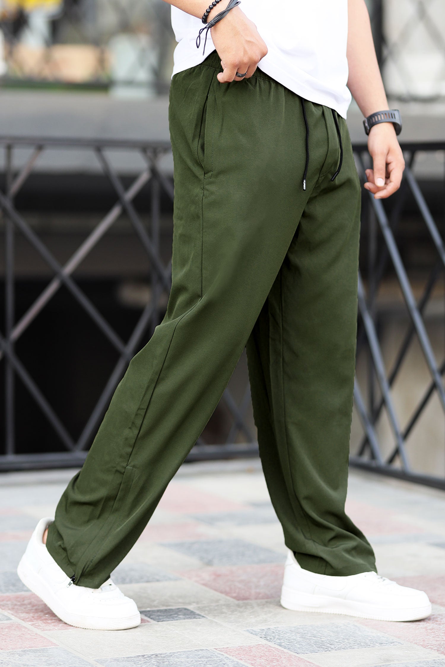 Turbo Loose Bottom Zip Style Imported Sportswear Trouser