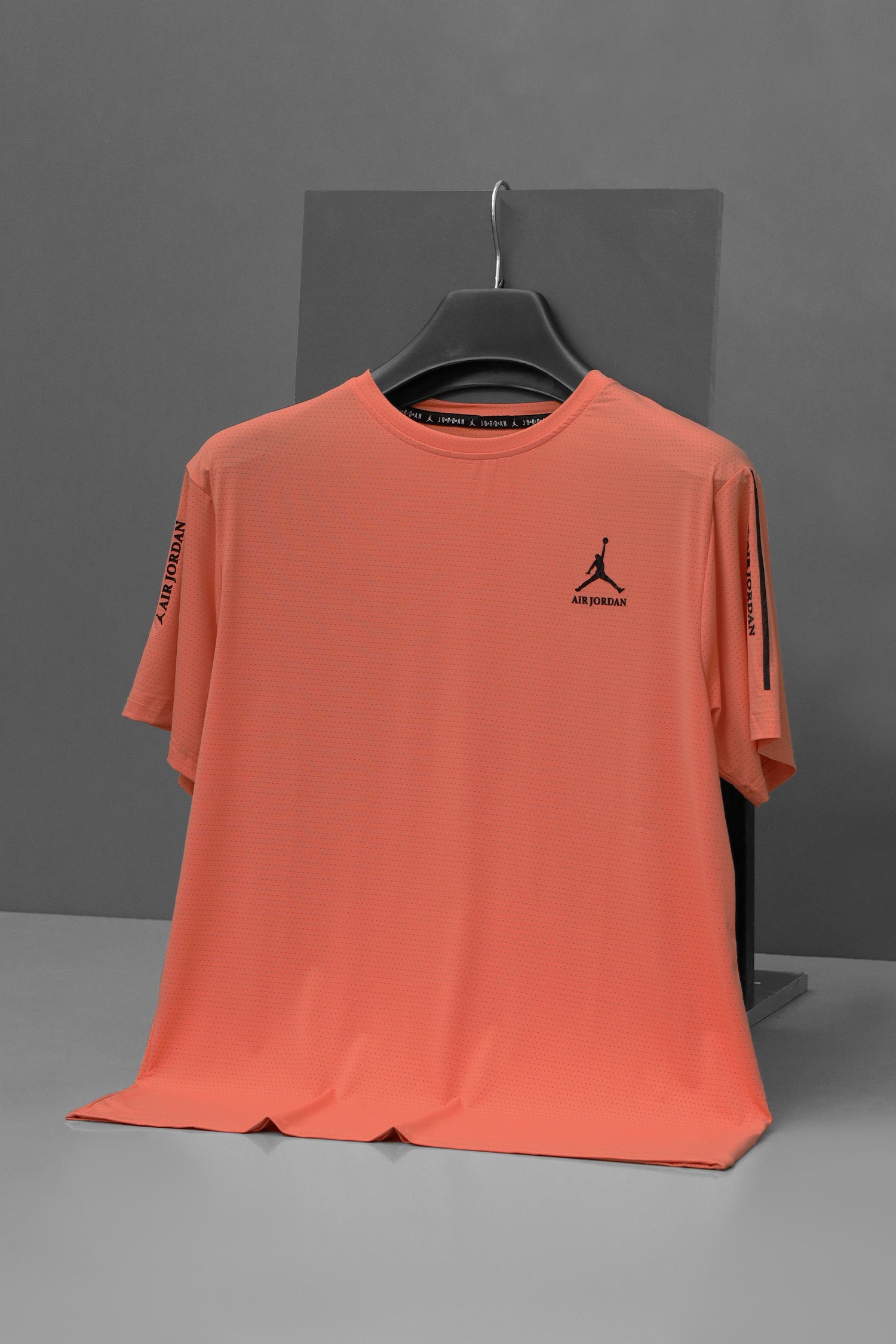 Jrdn Moisture-Wicking Round Neck Imp Dry-Fit Tee