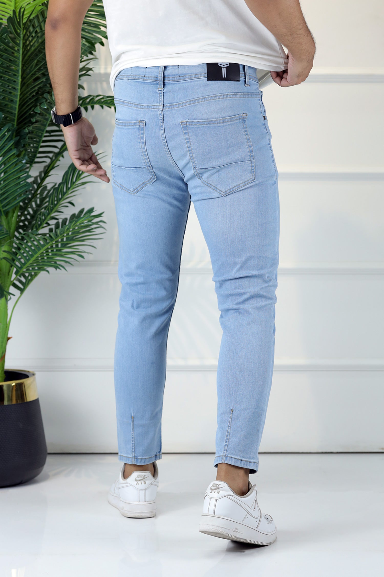 Essential Turbo Ankle Fit Jeans In Sky Blue