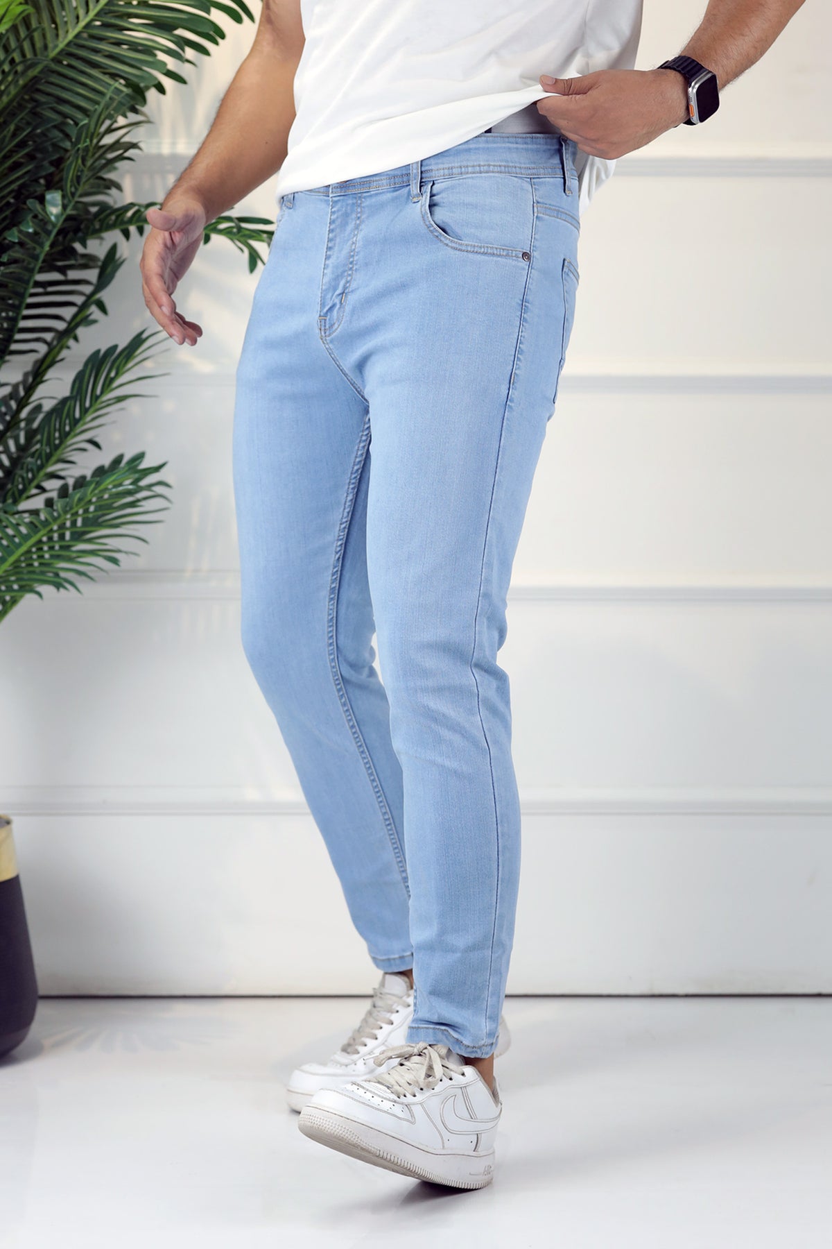 Essential Turbo Ankle Fit Jeans In Sky Blue