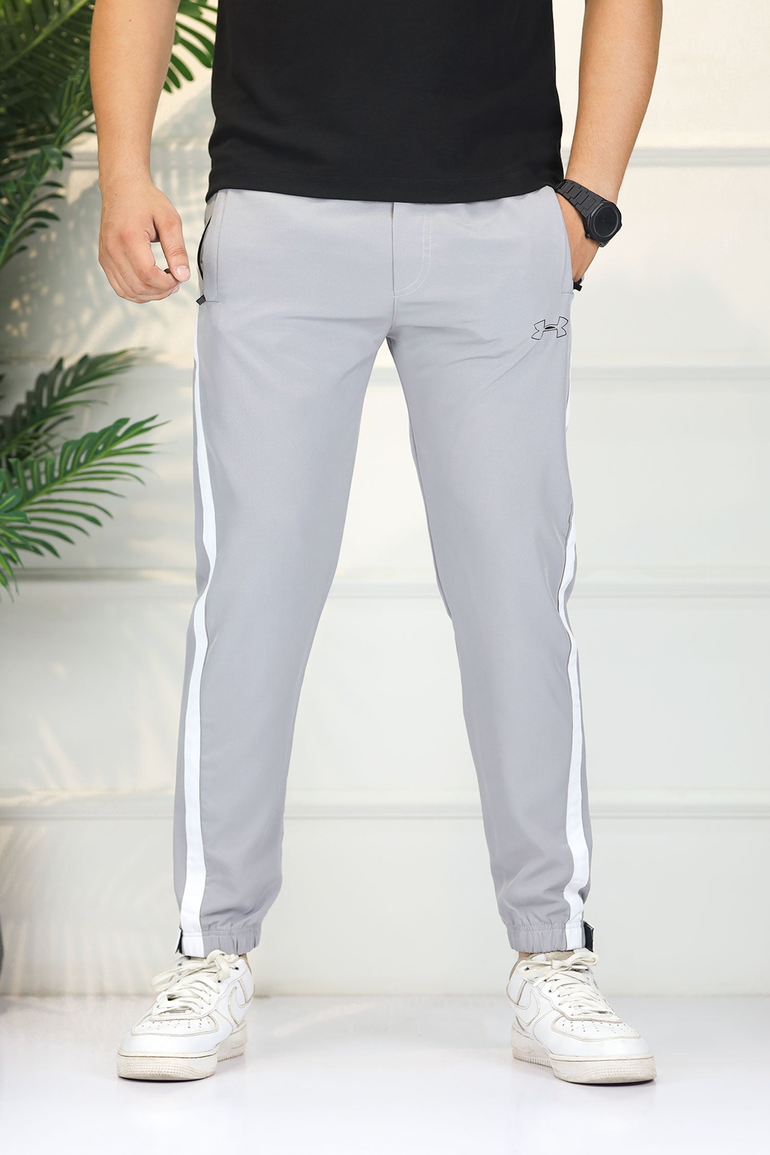 Undr Armr 'The Reveal' Cuff Logo & Sideline Micron Trouser