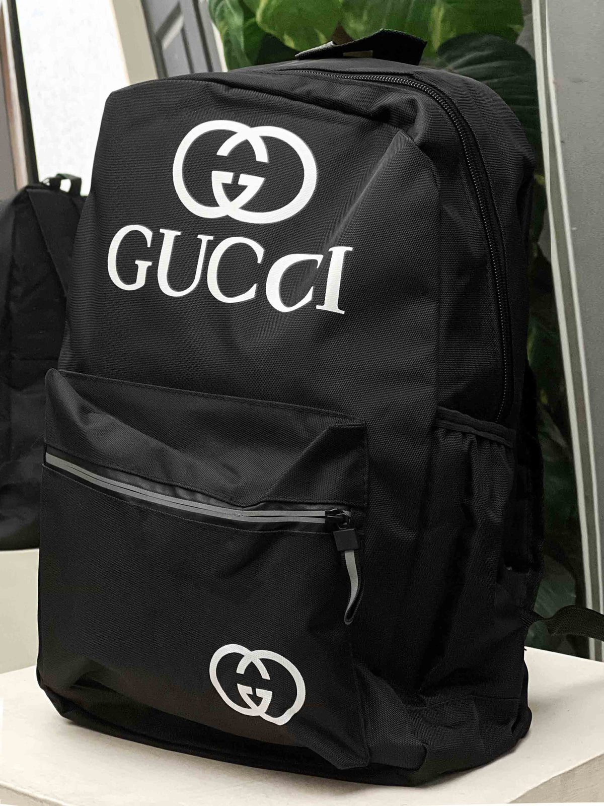 Guci Front Logo Front Zip Style Backpack in Black