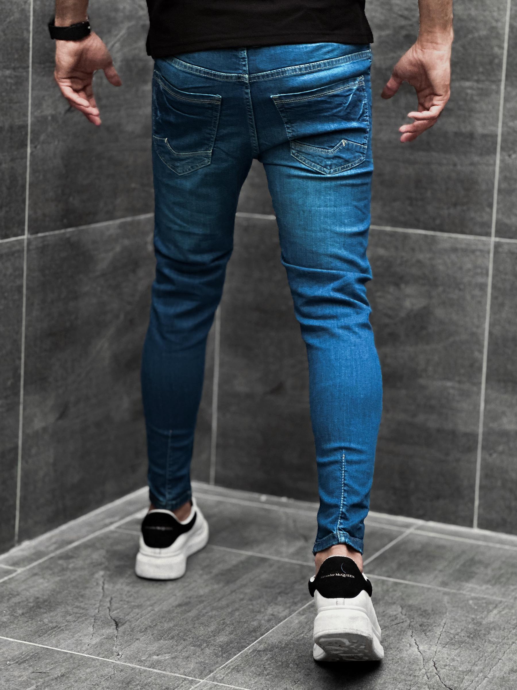 Turbo Front Pocket Logo Ankle Fit Jeans in Mid Blue